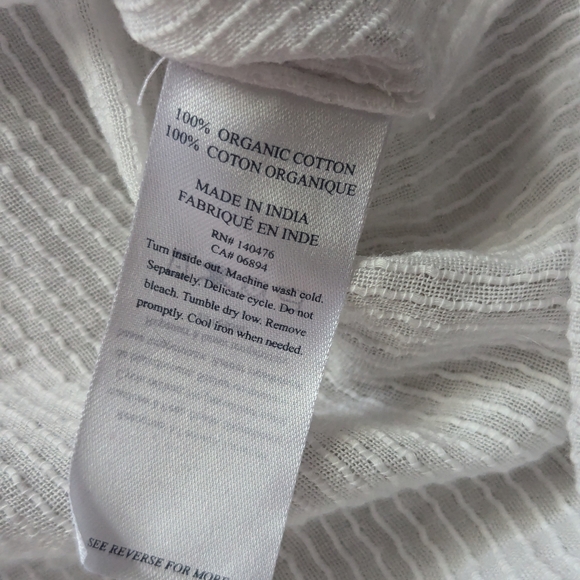 EUC Faherty Willa Top in White - Picture 11 of 16